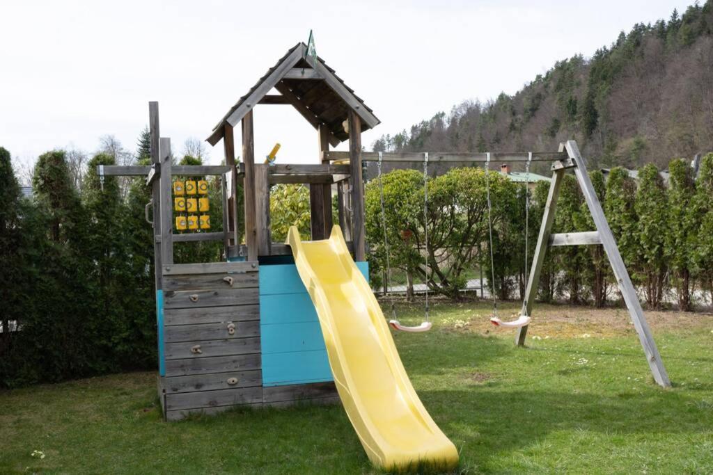Pörtschach am Wörthersee Schoenes Ferienhaus Mit Garten מראה חיצוני תמונה
